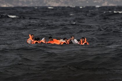 Athen protestiert: Türkei “bombadiert” uns täglich mit Tausenden Flüchtlingen