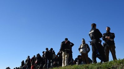 Polizeigewerkschaft: Regierung managt Flüchtlingskrise schlecht