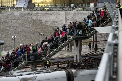 Strenge Asylpolitik in Skandinavien: Immer mehr Migranten reisen illegal nach Deutschland
