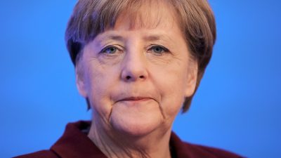 Flüchtlingspolitik: Druck auf Merkel wächst – Wird Schäuble jetzt Kanzler?