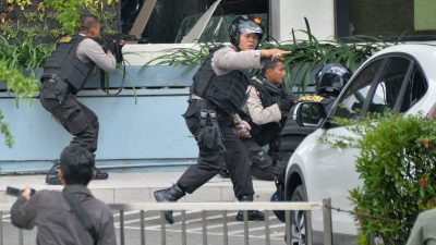 Tote bei Detonationen und Schießerei in Jakarta