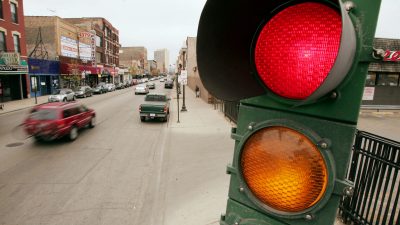 Verkehrswacht für höheres Bußgeld bei Rotlichtverstoß