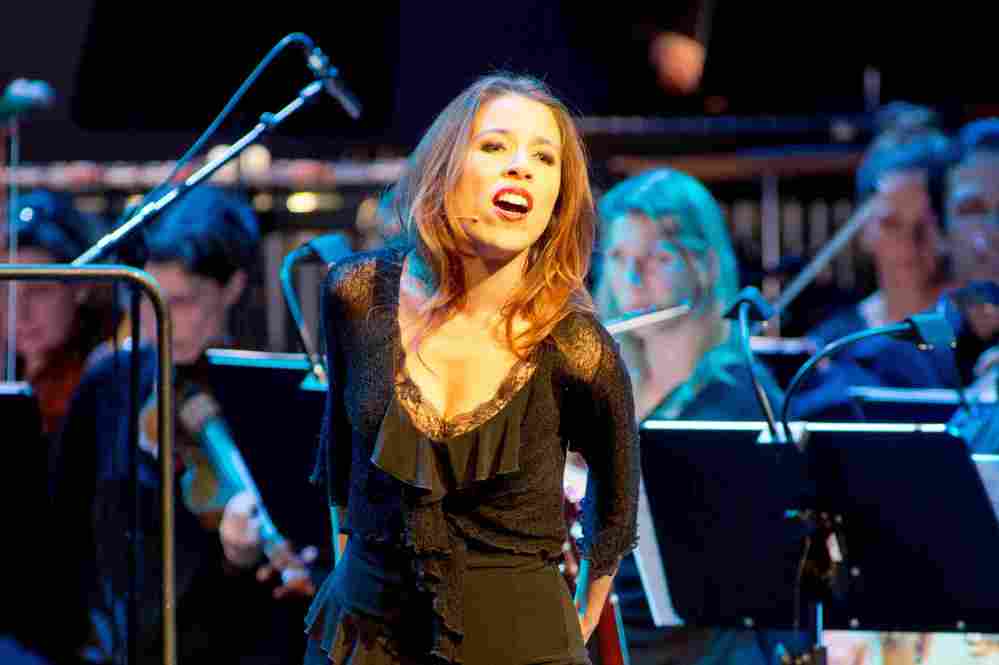 Liebeserklärung an den Tango mit “Maria de Buenos Aires” in der Oper Bonn