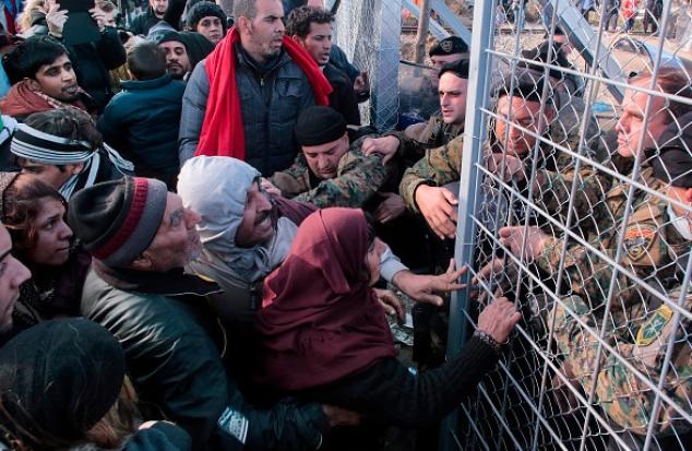 Dobrindt: 4.000 Flüchtlinge pro Tag sind nicht verkraftbar – Kehrtwende in der Flüchtlingspolitik