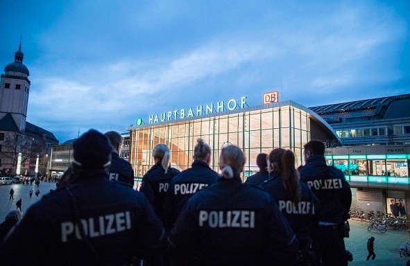 „Niemand hat Verantwortung übernommen“: Kölns Ex-Polizeichef kritisiert de Maizière wegen Silvesternacht