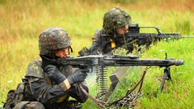 Ab heute neue Sicherheitspolitik: „Öffnung der Bundeswehr für Bürgerinnen und Bürger der EU“