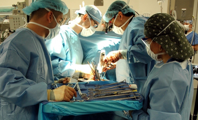 AOK-Chef empört: Viele Todesfälle durch „Gelegenheitschirurgie“ bei Krebsoperationen