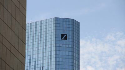 Schlechte Bilanz: Deutsche Bank macht 2015 6,8 Milliarden Euro Verlust