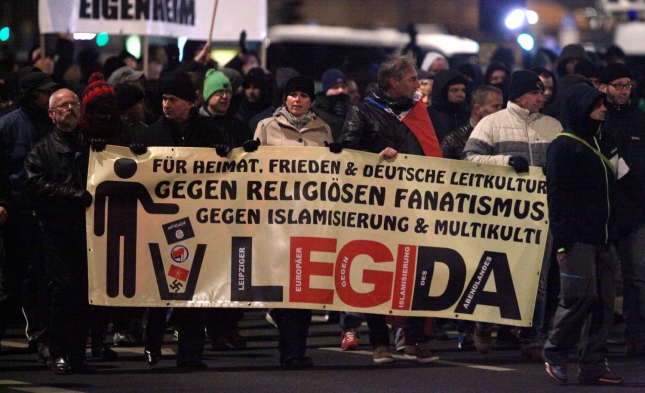 Tausende Anhänger und Gegner von Legida demonstrieren in Leipzig