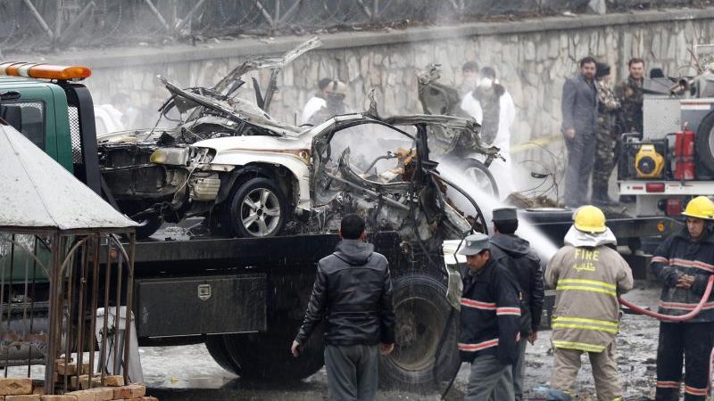 Selbstmordattentäter sprengt sich in Kabul in die Luft