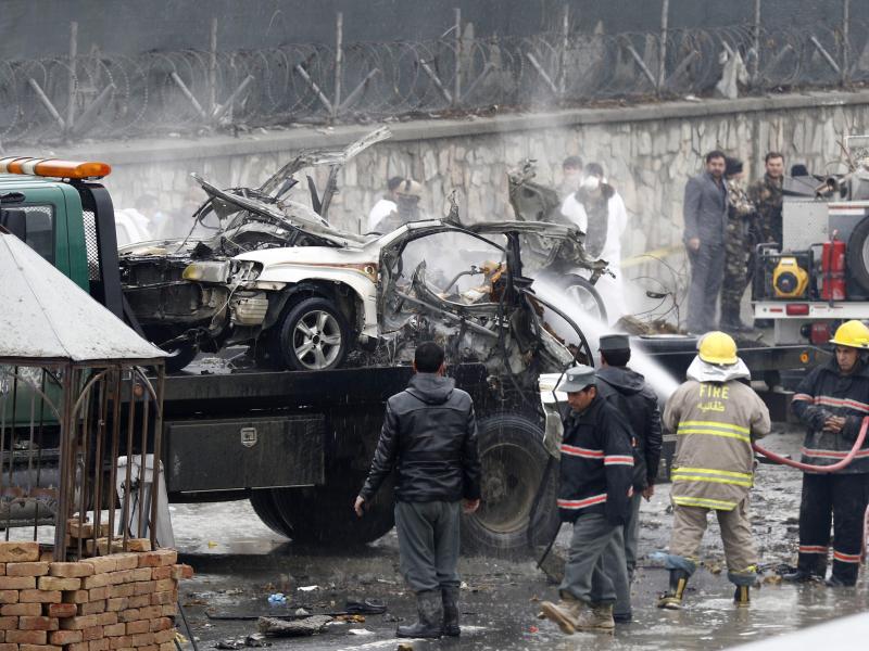 Selbstmordattentäter sprengt sich in Kabul in die Luft