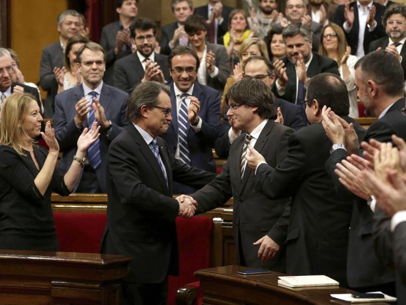 Kataloniens neuer Ministerpräsident dringt auf Abspaltung