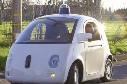 Google: Fahrer verhinderten Unfälle mit Roboterautos