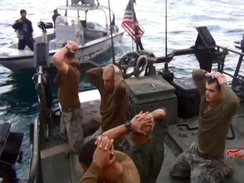 Bilder kniender US-Seeleute sorgen in USA für Empörung