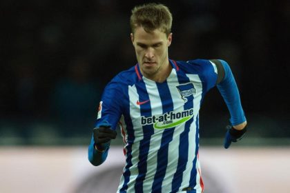 Kein Muskelfaserriss: Hertha hofft auf Langkamp-Einsatz