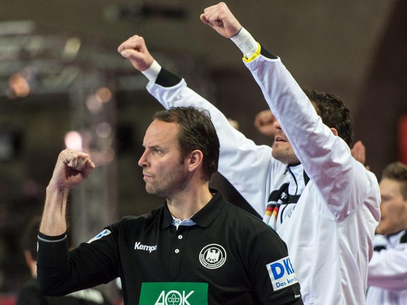 Deutsche Handballer gewinnen letztes EM-Vorrundenspiel