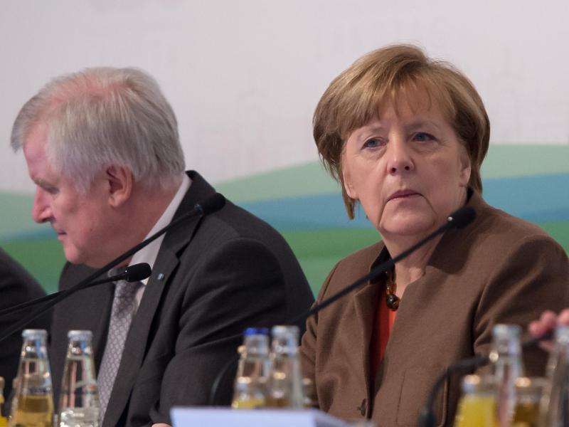 Merkel weist CSU-Forderung zurück – Österreich macht ernst