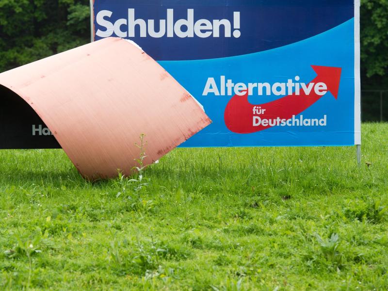 AfD-Plakataufsteller in Karlsruhe beschossen