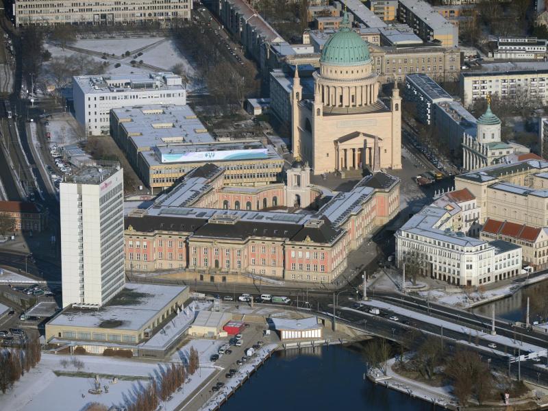 Streit um Potsdams historische Mitte und das Hotel Mercure, einst die „sozialistische Stadtkrone“