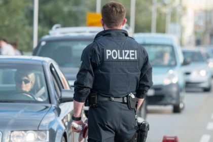 Bundespolizei: Festnahme unerlaubt einreisender Migranten zulässig