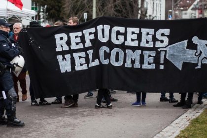 “Refugees Welcome” selbst bezahlt: Jobcenter Essen fordert von Bürgen Sozialleistungen für Flüchtlinge zurück