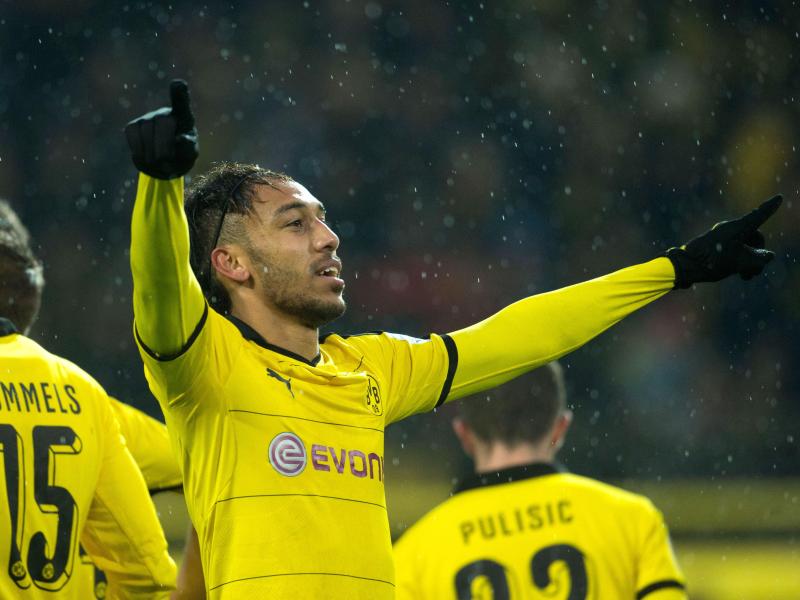 Dortmund verkürzt Rückstand auf FC Bayern fürs Erste