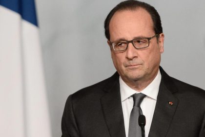Hollande rechnet in Buch mit Macron ab