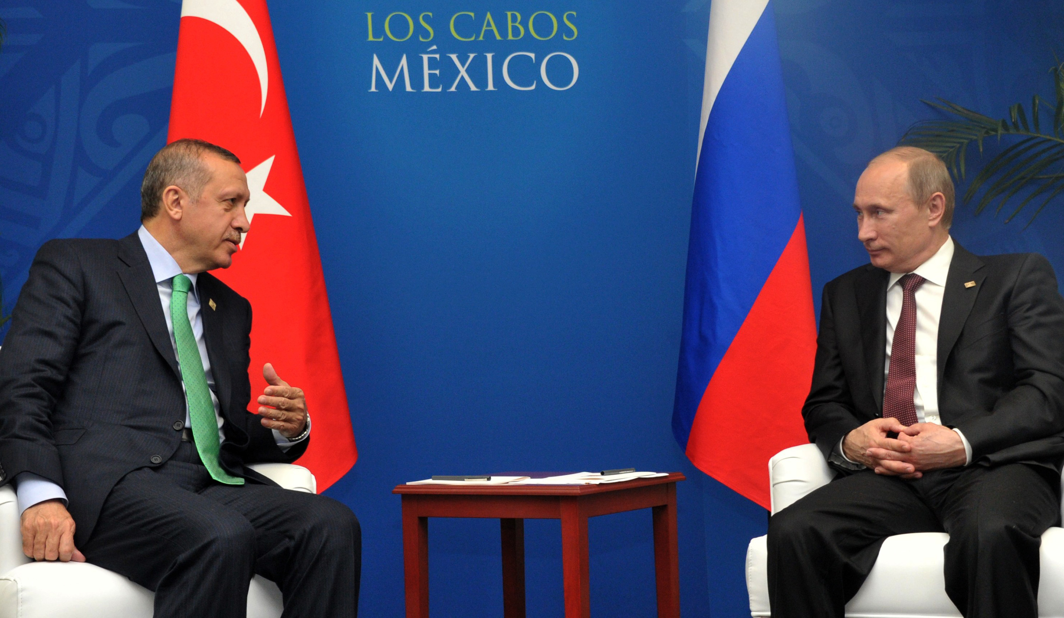 Russland: Türkei steht kurz vor Einmarsch in Syrien – Ölpreise steigen
