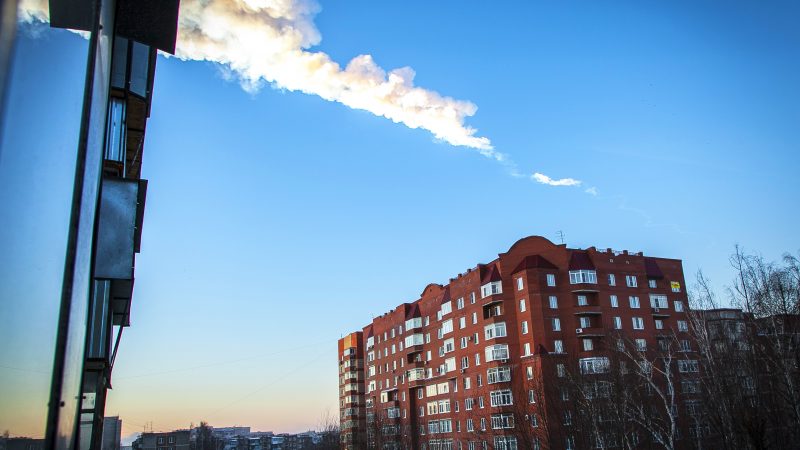 Riesiger Meteorit explodiert über dem Atlantik