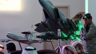 Saudi-Arabien plant mit 20 Ländern Militärmanöver von riesigem Ausmaß