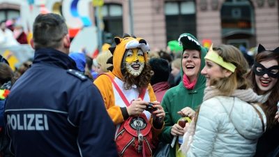 Polizeigewerkschaft erwartet Tausende Überstunden im Kölner Karneval