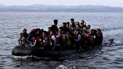 200.000 Migranten warten in Libyen und Ägypten auf Überfahrt