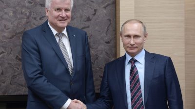 Seehofer übt Schulterschluss mit Putin und will Ende von Sanktionen