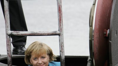 EU-Länder springen von Merkels Asyl-Strategie ab: „Visegrad“-Staaten und Österreich für dichte Grenzen