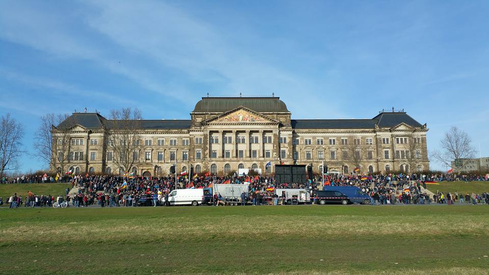 Proteste bei Pegida-Kundgebung in Dresden zu dreijährigem Bestehen erwartet