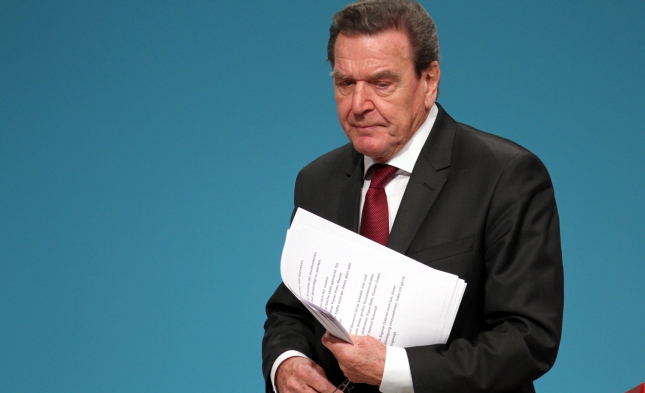 Altkanzler Schröder für Integrationsgesetz und „Agenda 2020“ für Flüchtlinge