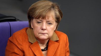 Merkel: 2015 kamen weniger als eine Million Flüchtlinge