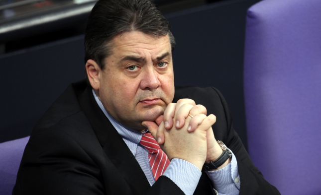 Gabriel will weiteren Schuldennachlass für Griechenland