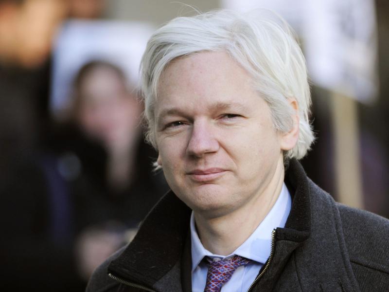 Julian Assange will sich möglicherweise stellen