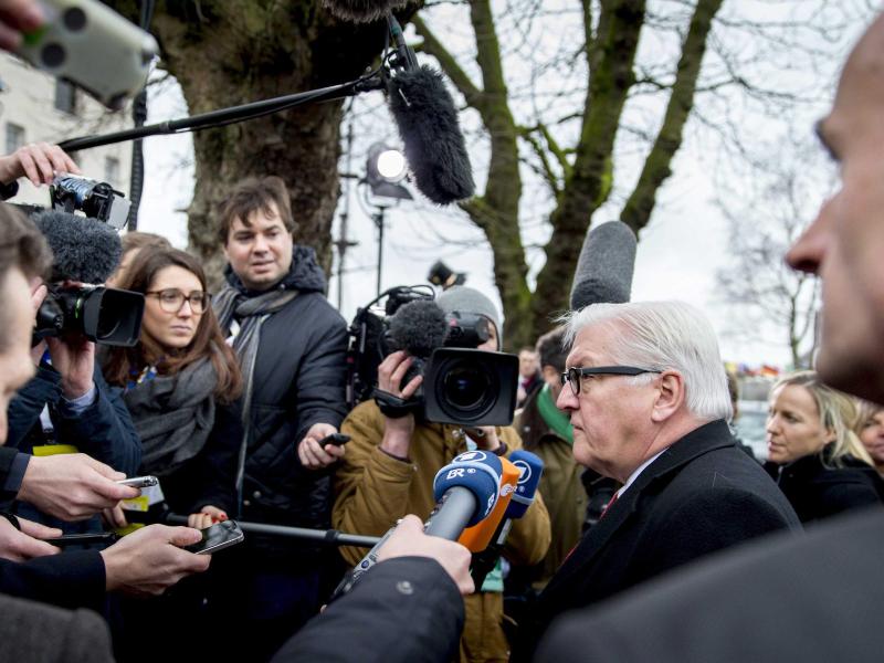 Außenminister beraten heute in Amsterdam über Flüchtlingskrise