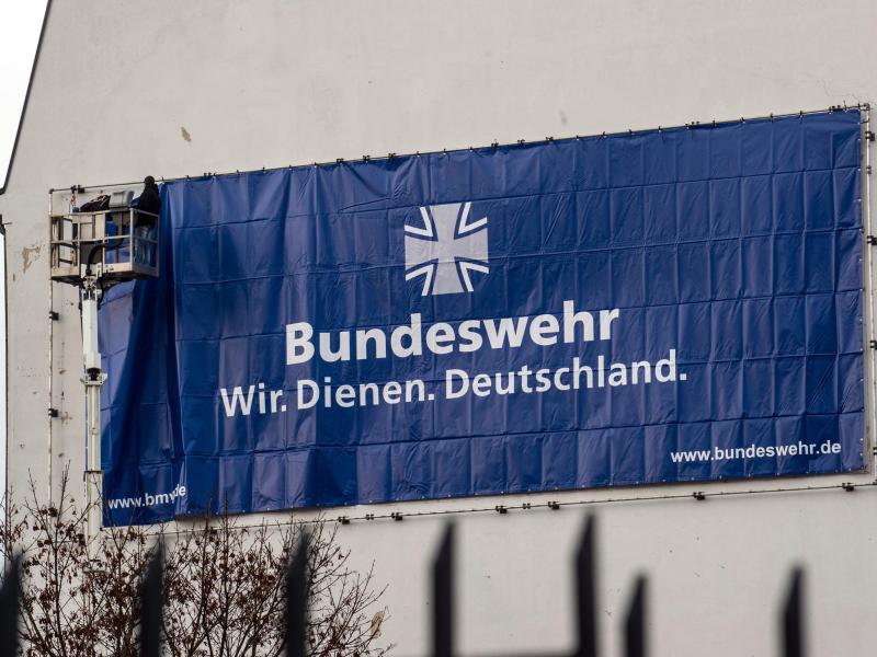 Linke fordert Rekrutierungsstopp für Minderjährige bei der Bundeswehr