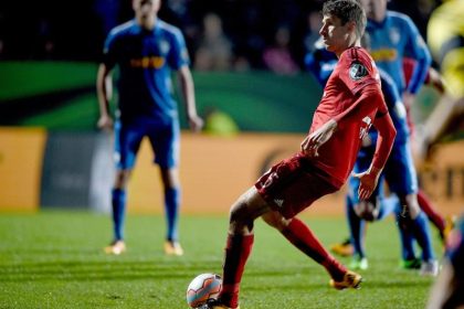 Bayern im Halbfinale – Diskussionen um «Rot» für Simunek