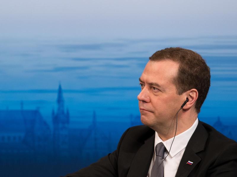Medwedew beklagt «neuen Kalten Krieg» – in Syrien fliegen Bomben