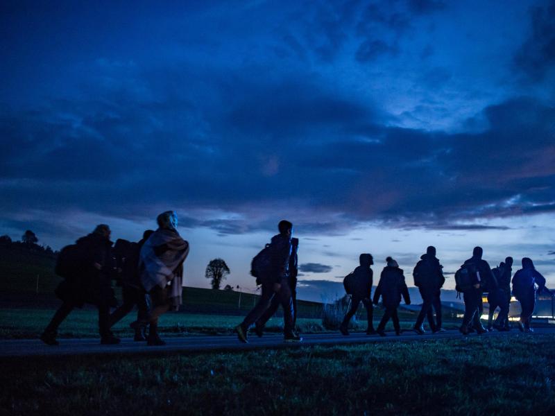 Flüchtlingskrise in Österreich kostet mehr als erwartet – 2 Milliarden Euro in 2017