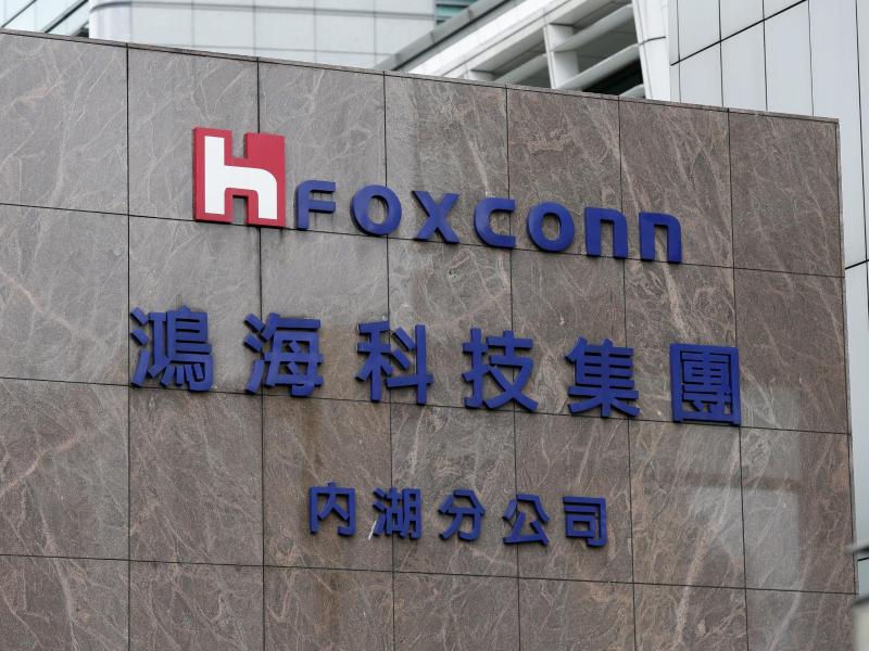 Apple-Partner Foxconn vor Übernahme von Sharp