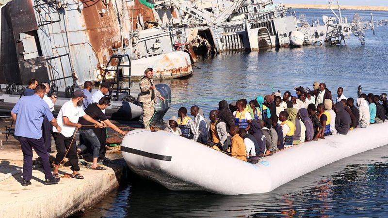 800.000 Flüchtlinge in Libyen warten auf Weiterreise