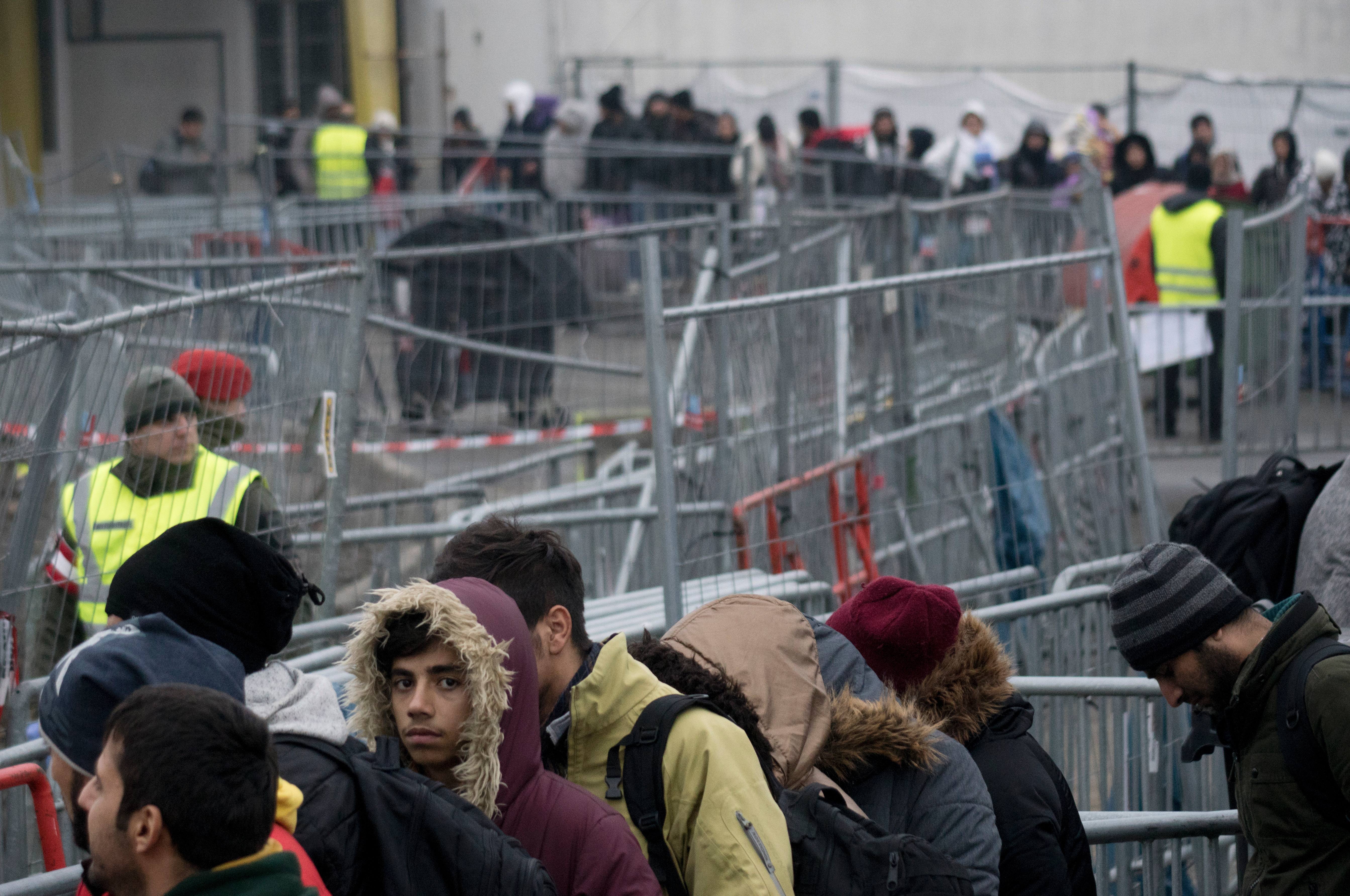 Innenministerium: Österreich hat Tausende Flüchtlinge nicht registriert