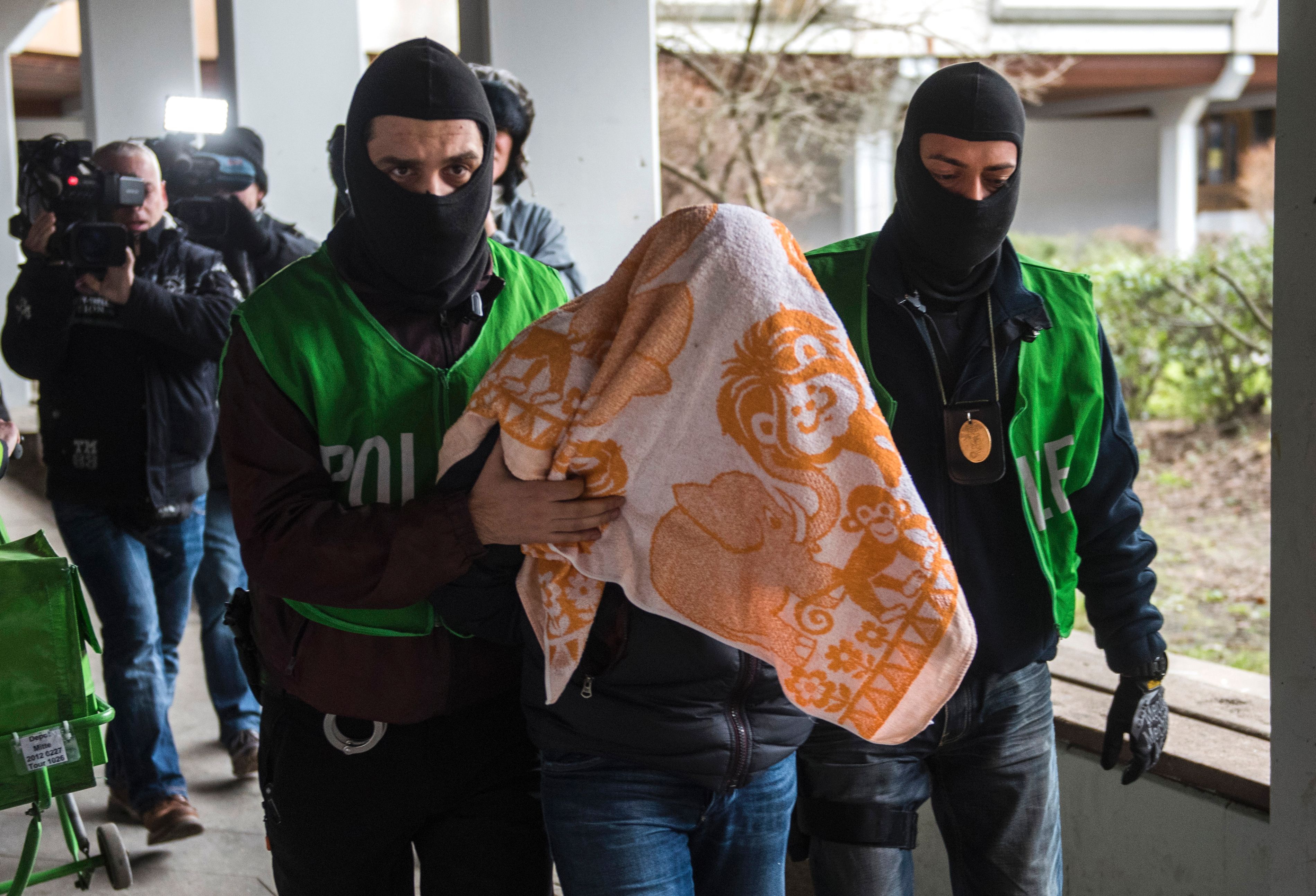 Verdacht auf „Terror und Islamismus“: Drei Terrorverdächtige in Berlin verhaftet