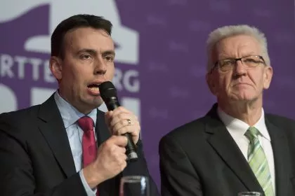 SPD-Außenpolitiker "erschrocken” über Putins Worte zu totem Georgier
