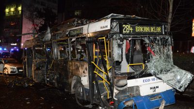 Anschläge in Ankara/Türkei und in Hotels der Elfenbeinküste